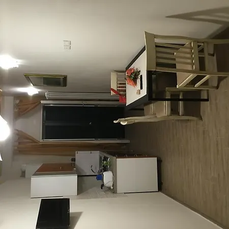 Becuzzi Apartmán Peccioli
