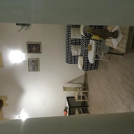 Becuzzi Apartmán Peccioli